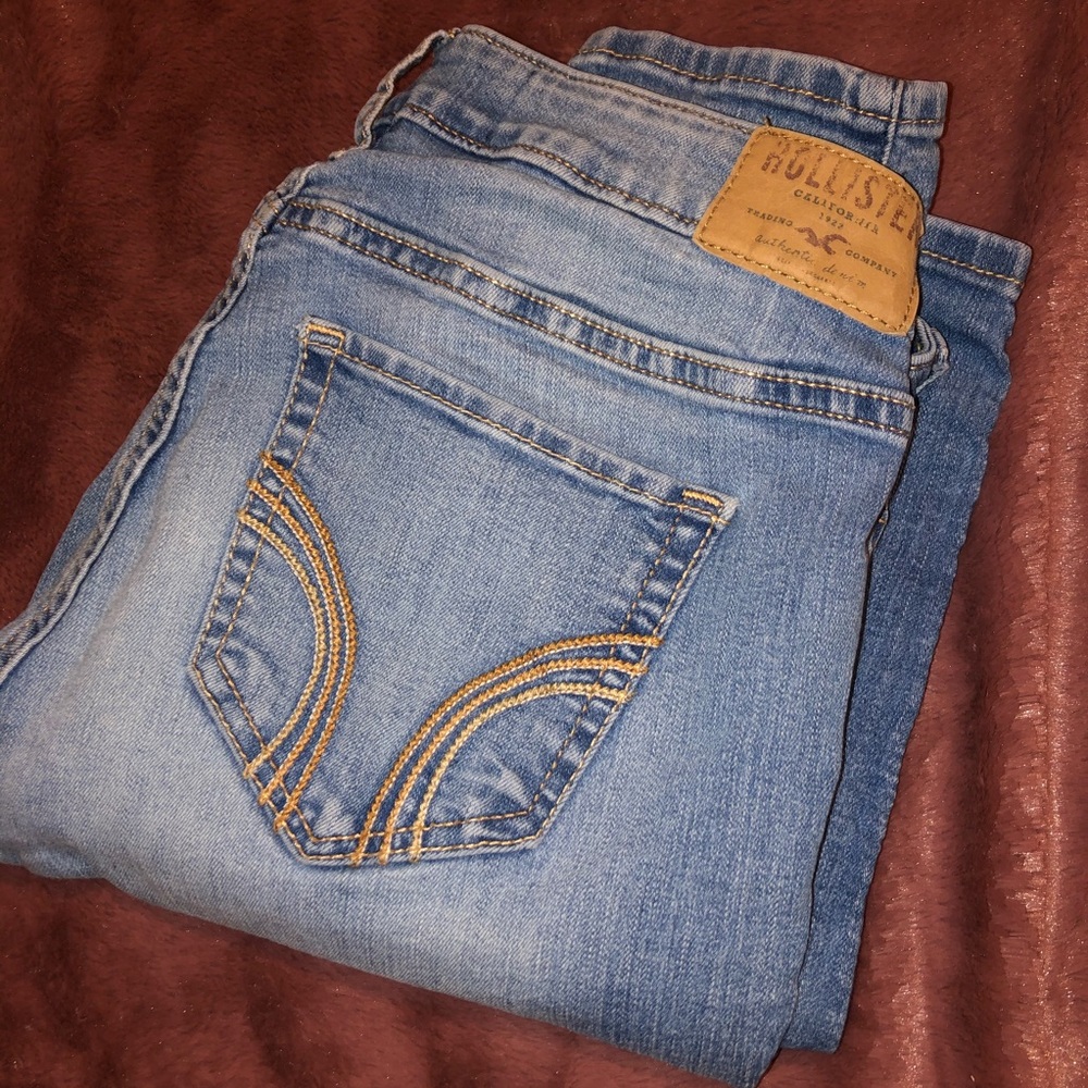 HOLLISTER JEANS